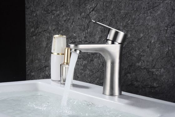 OEM Preservative Brushed Steel Kamar Mandi Keran Permukaan Nikel