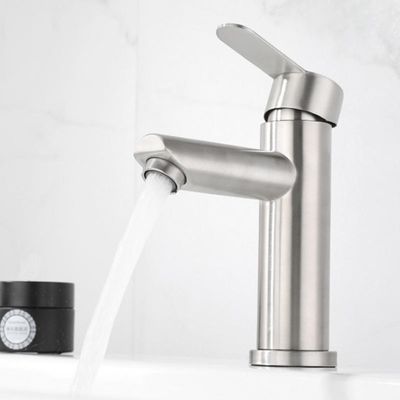304 Faucet Baskom Stainless Steel Lubang Tunggal Sikat Nikel Panas Dan Dingin