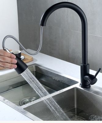 OEM ODM Black Pull Out Kitchen Faucet Kawat Menggambar Faucet Air Panas Dan Dingin