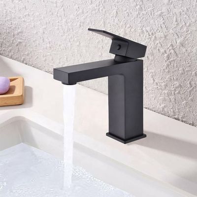 Black Brushed Stainless Steel Wastafel Dingin Kesombongan Ketahanan Korosi Kotoran